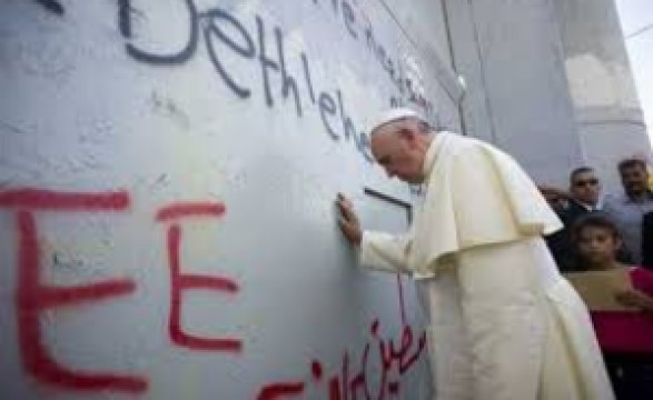 Vaticano condena 