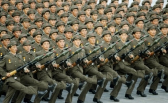 Coreia do Norte ameaça atacar Coreia do Sul