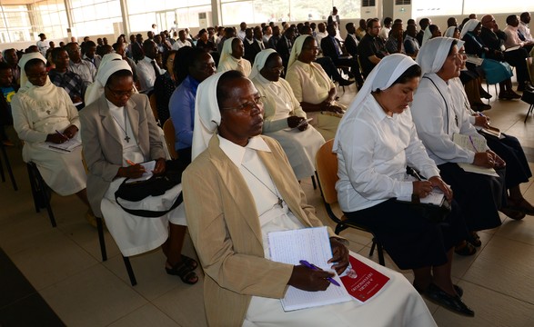  Missionários da Arquidiocese de Luanda sugerem criação de um curso superior bíblico para leigos