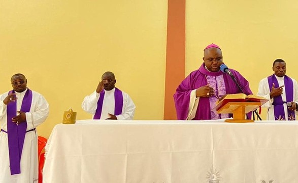 Bispo de Cabinda desafia autoridades a realizarem visitas surpresas nas instituições