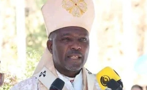 Arcebispo do Lubango, apela as famílias a educarem  os filhos segundo os valores do evangelho.