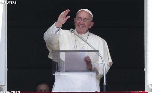  Papa no Angelus: multiplicar gestos de solidariedade