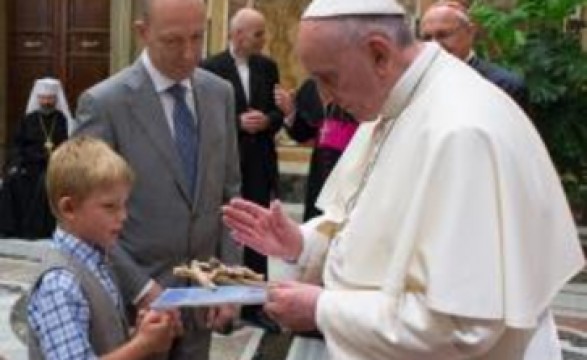 Papa manifesta sua proximidade aos cristãos do Oriente