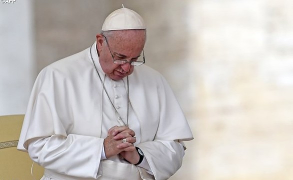 Papa pede perdão pelos «escândalos» da Igreja