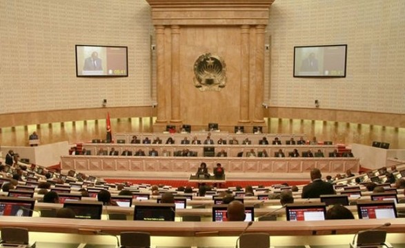 Suspensa discussão da proposta de lei de liberdade de reunião e manifestação em Angola