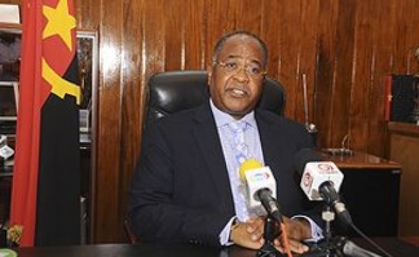 Procurador-Geral da República denuncia actividades ilícitas em Angola