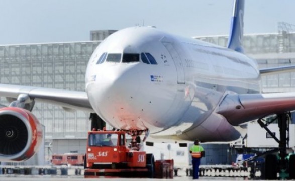 Avião da Qatar Airways realiza com sucesso pouso de emergência
