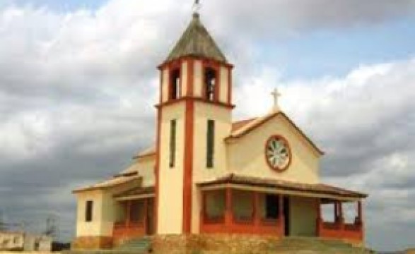 Missão católica dos Dembos acolhe Páscoa jovem na diocese de Caxito