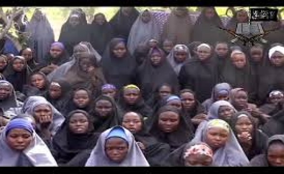Presidente da Conferência Episcopal na Nigéria apela à libertação de adolescentes raptadas