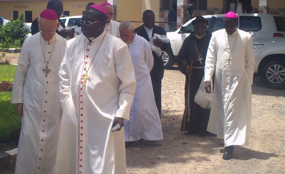 Padre Moçambicano convidado a pregar no retiro dos Bispos
