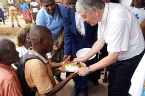 Núncio Apostólico em Angola e São Tome apela para fim da indiferença para com o pobre