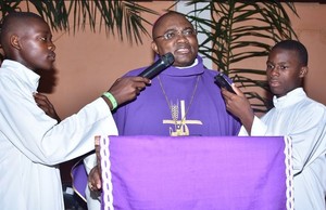 Bispo de Cabinda considera egoístas aqueles que roubaram o país