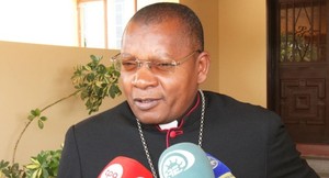 Bispo de Ondjiva revela que ainda há pessoas a morrer de fome no sul de Angola