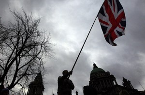 Belfast, uma cidade em revolta por causa do (não) hastear de uma bandeira