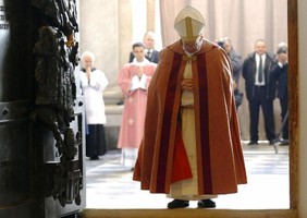 Papa abriu Porta Santa da Catedral de Roma, símbolo do «tempo do grande perdão»