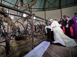 Papa homenageou mártires do Uganda, símbolos do «ecumenismo de sangue»