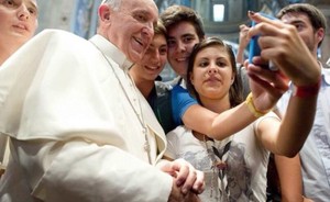 Papa pede aos jovens a 