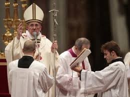“A oração de louvor é para todos os cristãos e não apenas para os fiéis do renovamento carismático», afirma papa Francisco