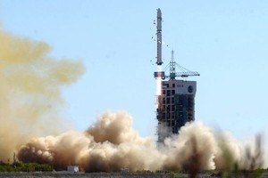 Primeiro satélite angolano será lançado em 2015