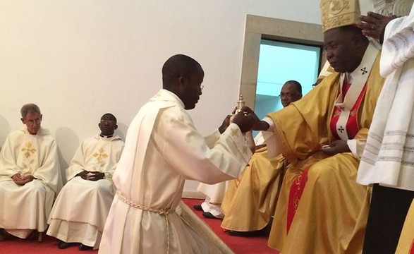 Vocação Sacerdotal para Luanda apela Dom Filomeno