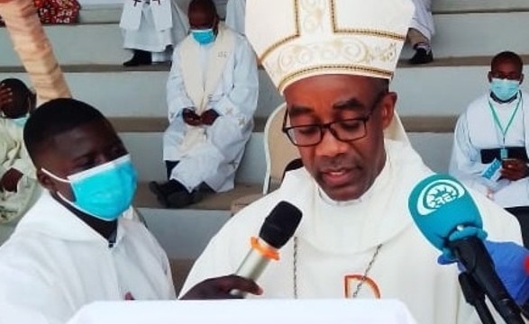 Bispo do Uíge celebra 1 ano de Episcopado