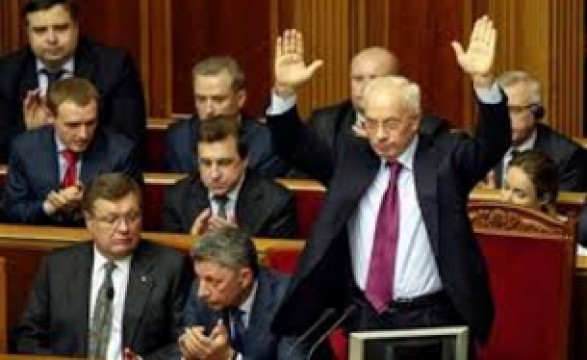 1º Ministro Ucraniano demitiu-se 