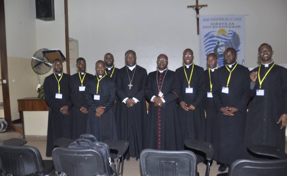 Ordenações sacerdotais marcam celebrações da criação da Arquidiocese 