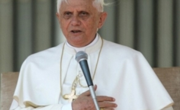 Papa defende importância de compreender e viver a «caridade»