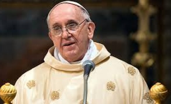 Papa exorta à comunhão e colaboração com todos