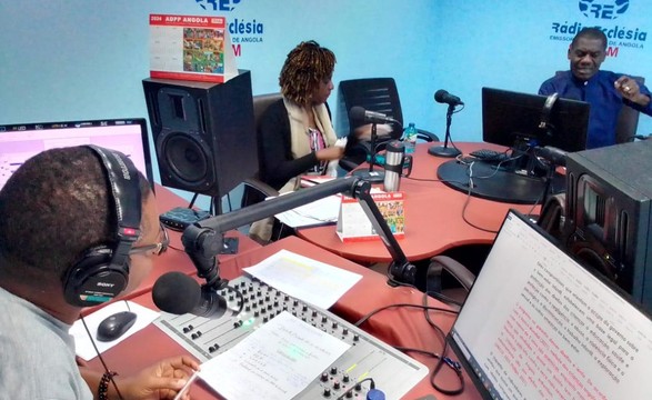 Debate Informativo: Como desencorajar a prática de abuso a menores