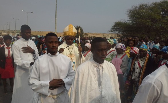 Não procure Deus ou a igreja para coisas imediatas alerta dom Hesilinapo