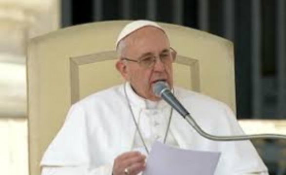 Na audiência Geral Papa falou sobre o Baptismo