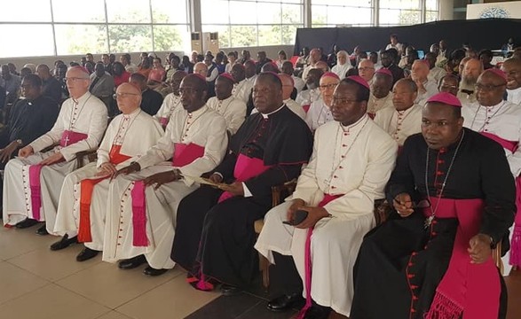 Apresentação da Obra “A igreja católica em Angola e a sua missão profética: Documentos de 1999 a 2017”