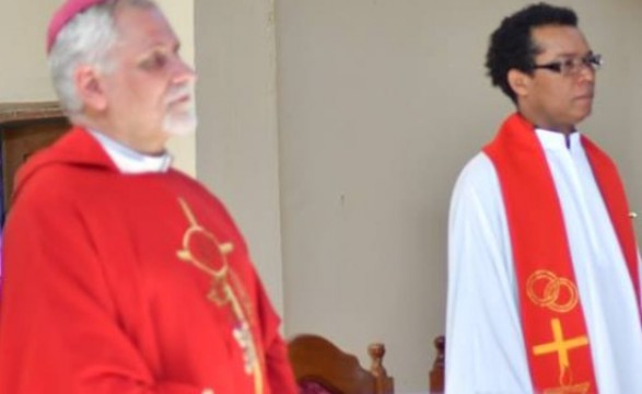 Visita pastoral de Dom Tirso a comunidade de Cazombo