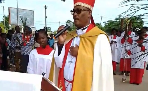 Início da Semana Santa D. Camuto apela ao silêncio