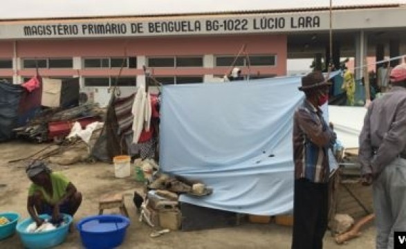 Famílias desalojadas das salinas estão a ser tratadas como animais, diz Dom Jaca