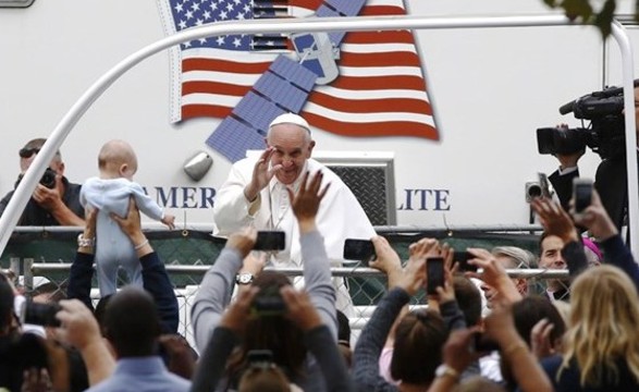 Papa desafia bispos norte-americanos a «derrubar muros»