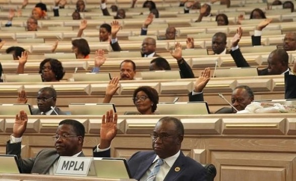 Parlamento aprova na generalidade OGE 2020
