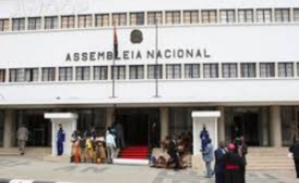 Políticos convergem nas projecções ao discurso do PR sobre estado da nação