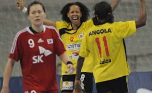 Seleção feminina de Andebol estagia na Hungria