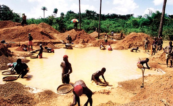 Geologia e Minas na luta contra exploração ilegal de minerais