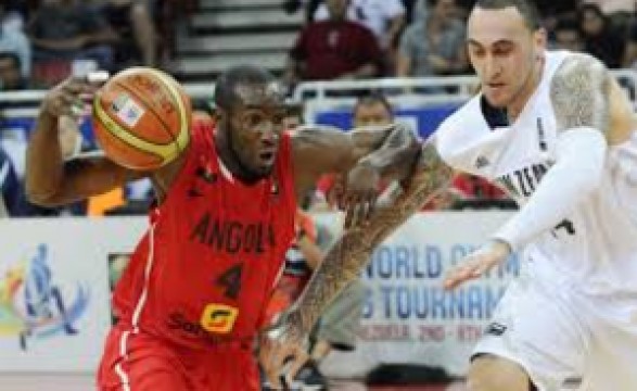 Angola vence Moçambique por 91-73