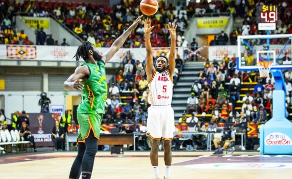 Afrobasket 2025: Depois de uma década Angola garante vaga na final