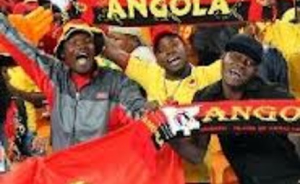 Angola nas meias-finais em masculino e feminino no Africano de Andebol em Argel