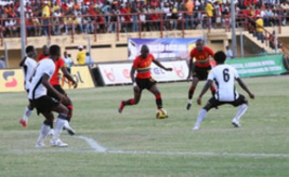 Angola vence último amistoso no país