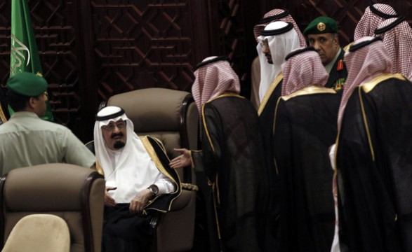 Arábia Saudita ignora protestos e executa sete condenados por roubo