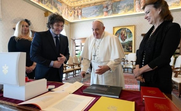 Papa recebe em audiência o presidente da Argentina