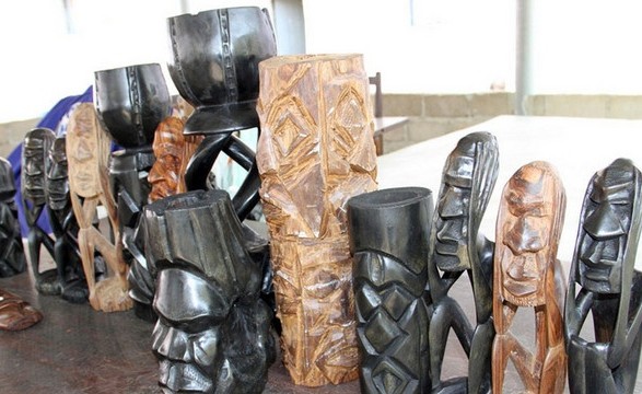 Angola participa na conferencia dos Artesãos da África Central