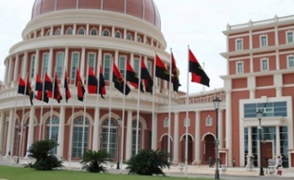 Inaugurado novo edifício da Assembleia Nacional