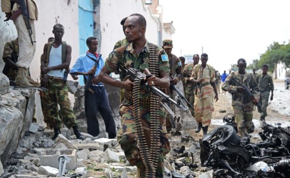 Ataque na capital Somali faz pelo menos 17 mortos